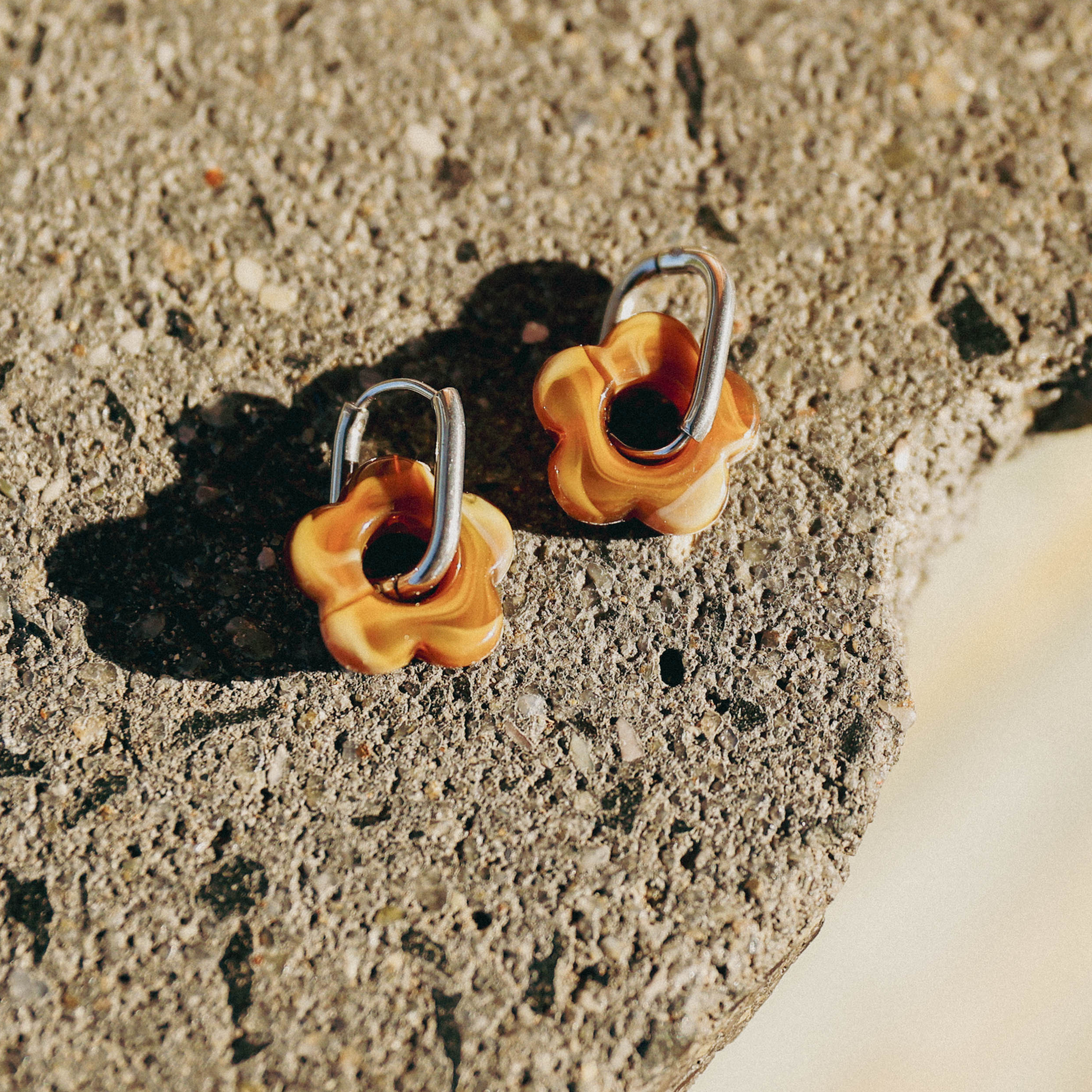 brown margarita shaped surf waterproof earrings silver hoops