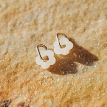 Flower-shaped earrings surf earrings margarita silver