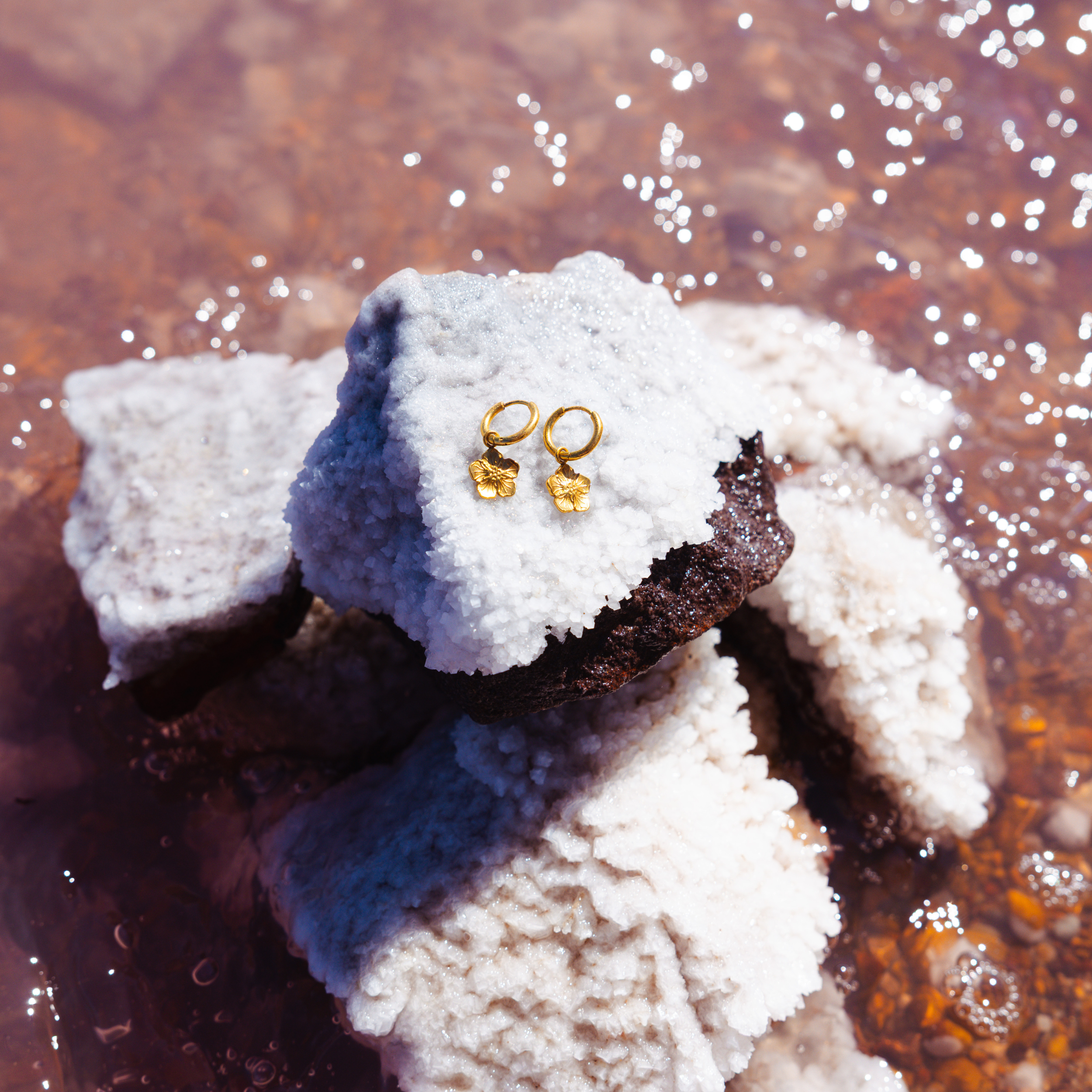 HIBISCUS SURF EARRINGS 18K GOLD