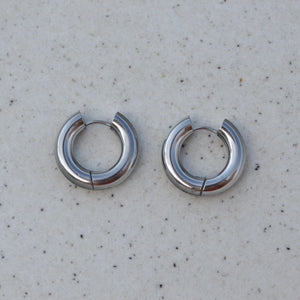 12mm THICK SURF EARRINGS SILVER lore of the sea