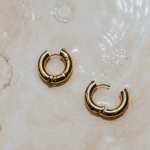 thick surf earrings gold jewellery waterproof 