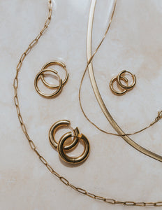 waterproof 18k Gold earrings and necklace for surfing